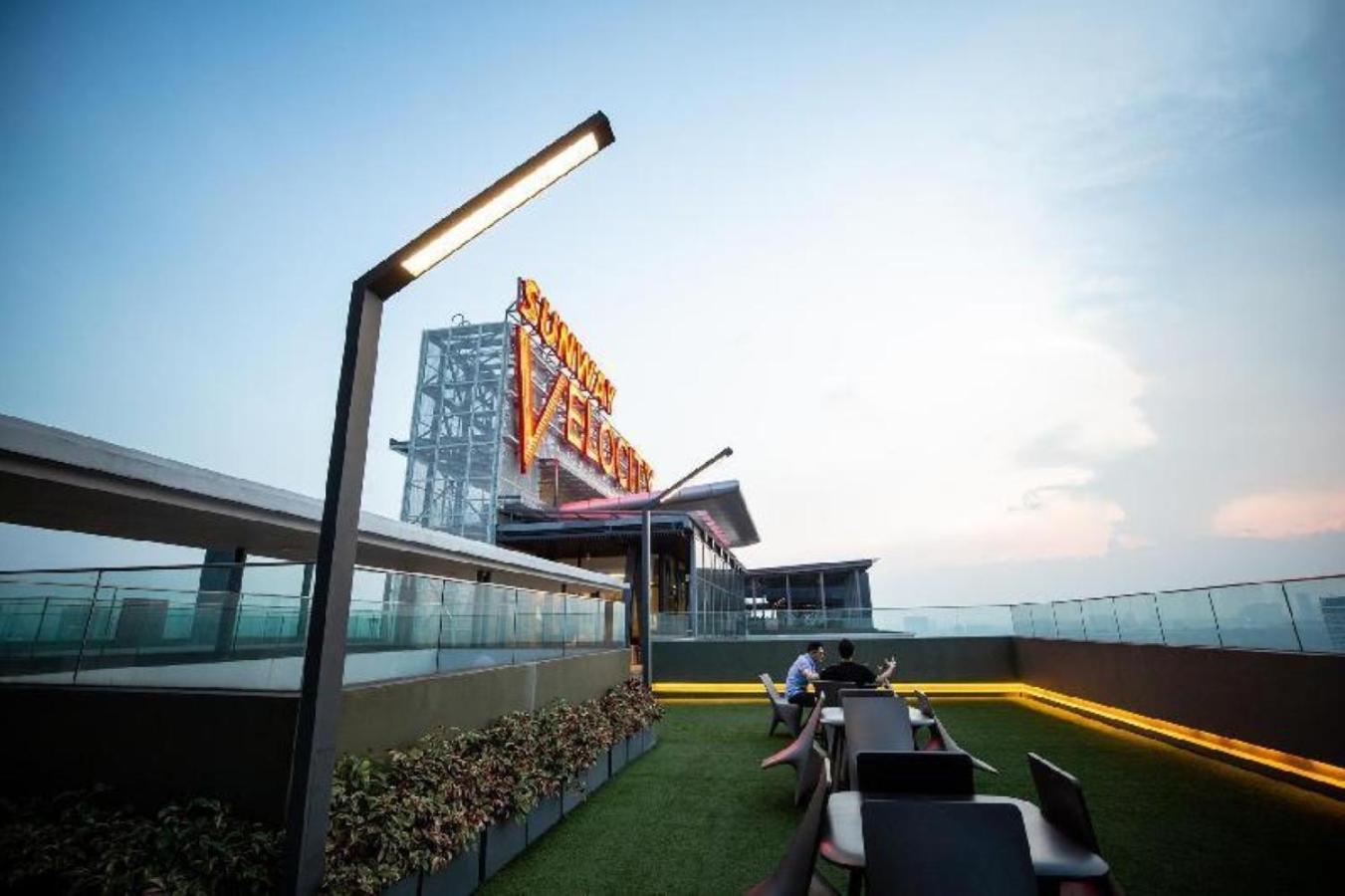 Velocity Residence At Sunway Mall Kuala Lumpur Esterno foto